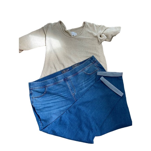 Torrid Feel the Fit Lean Jeans - Size 4R (26x28) wom317 - Picture 2 of 10